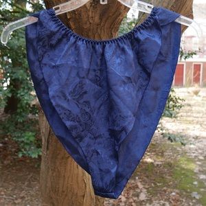 Vintage Gold Tag Victoria’s Secret Blue Shorts